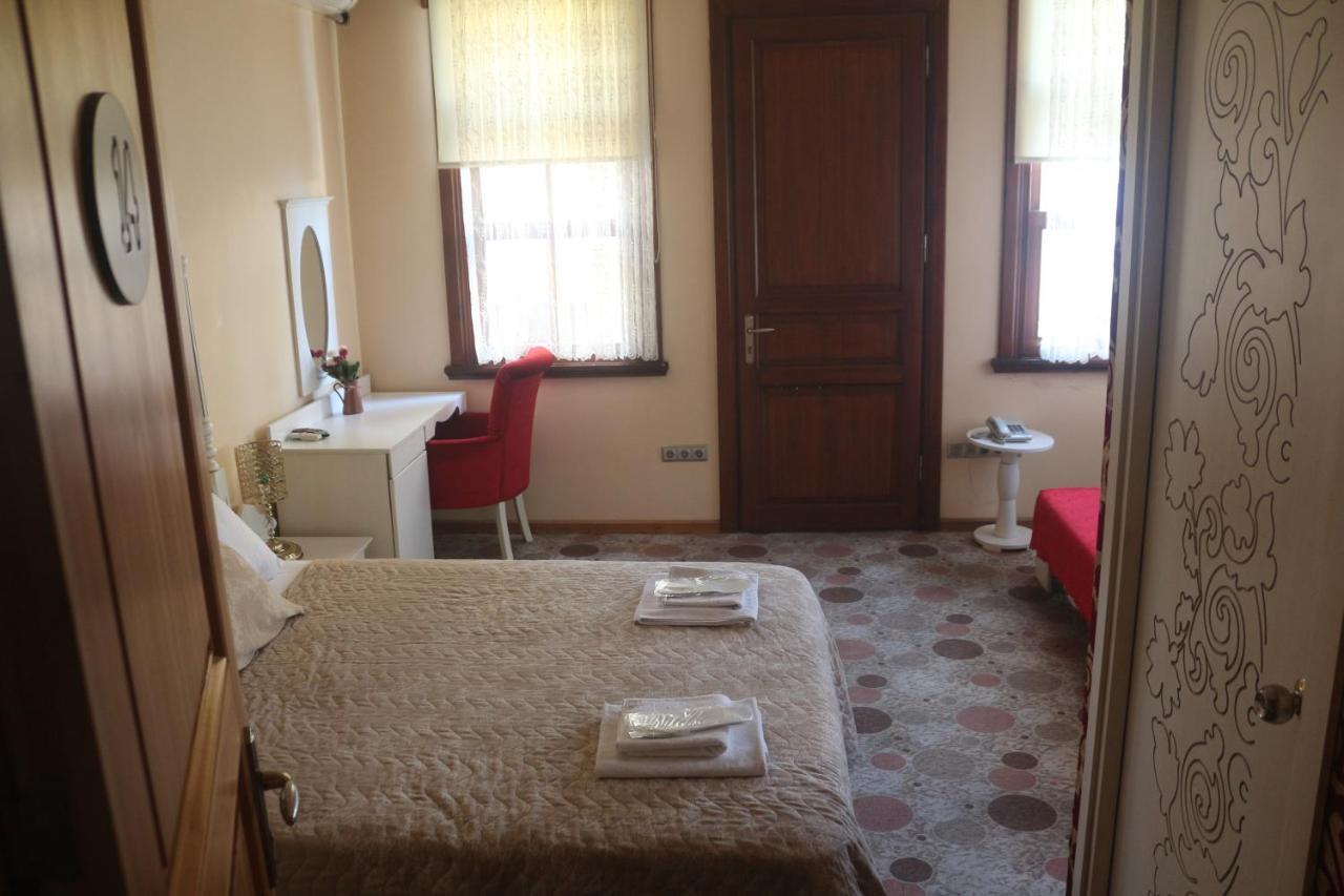 Yali Butik Otel Адалар Екстериор снимка